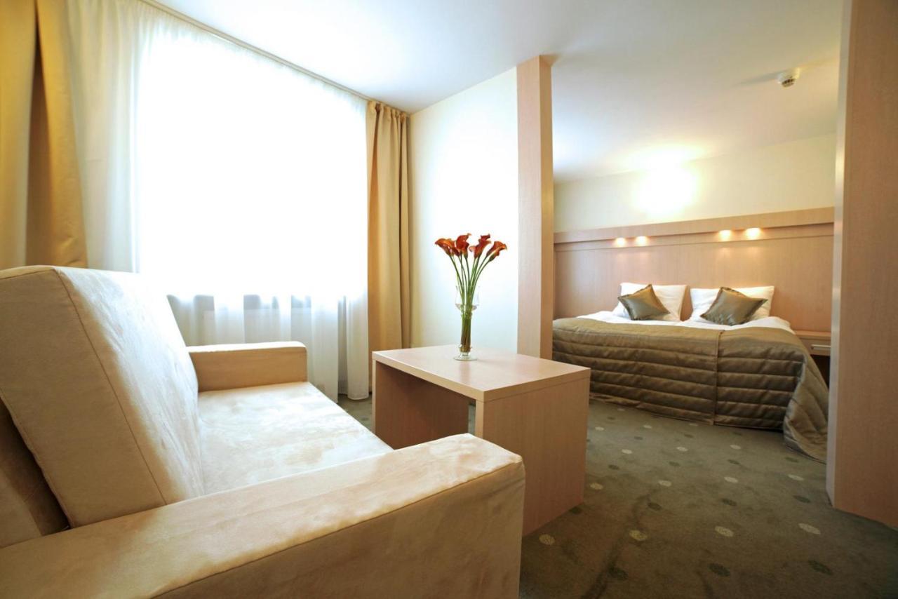 Hotel Cieplice MEDI&SPA Jelenia Góra Exterior foto
