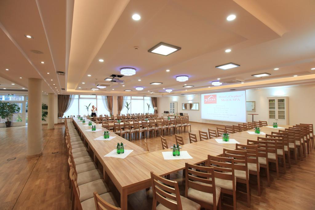 Hotel Cieplice MEDI&SPA Jelenia Góra Exterior foto