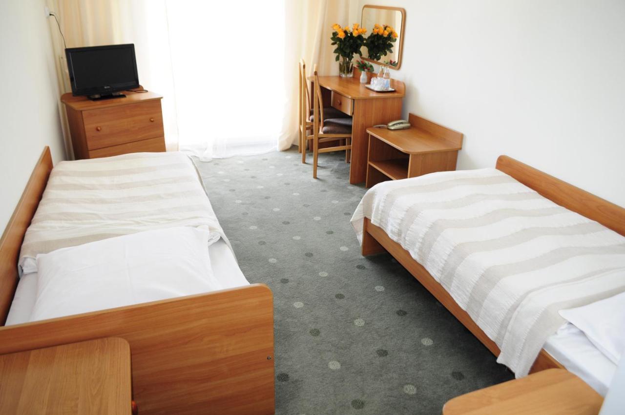 Hotel Cieplice MEDI&SPA Jelenia Góra Exterior foto