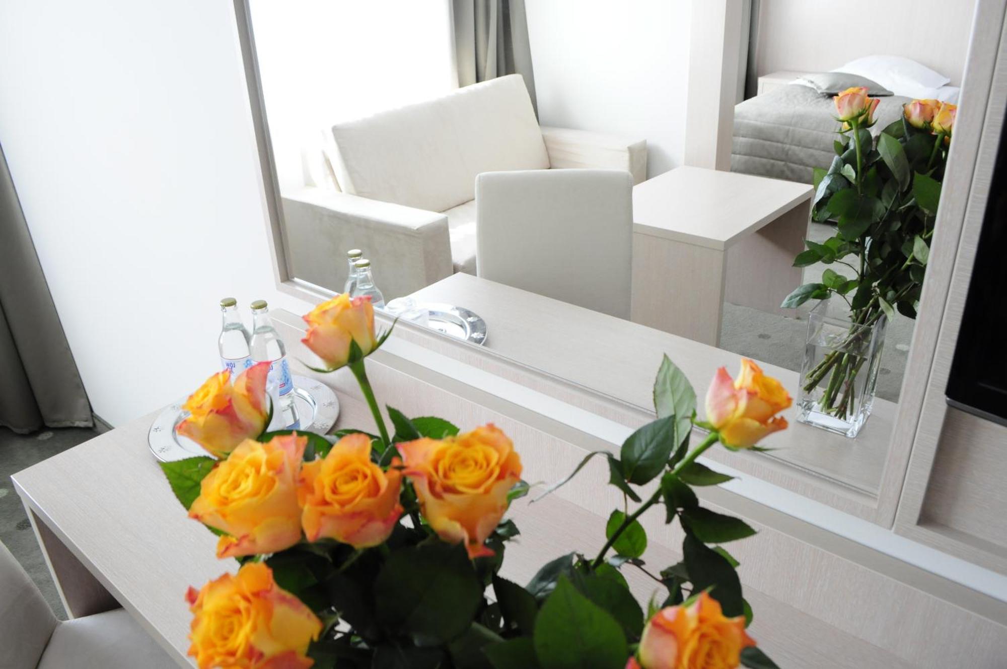 Hotel Cieplice MEDI&SPA Jelenia Góra Cameră foto
